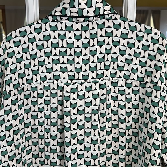 H&M Geometric Print Satin Feel Blouse - Picture 7 of 8